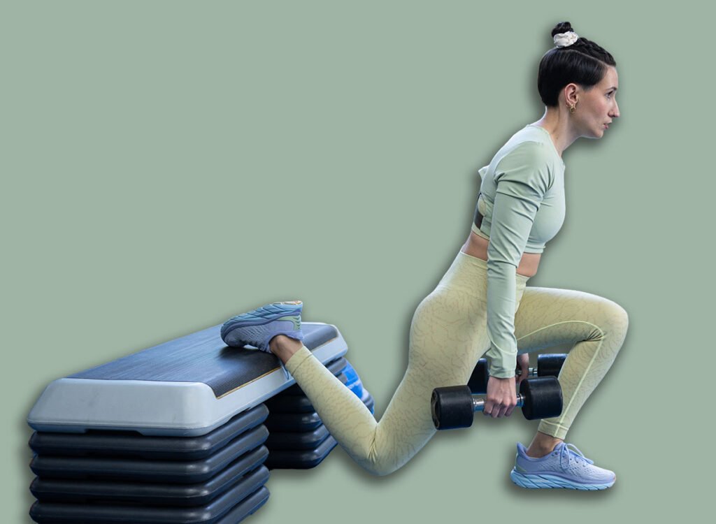 5 Dumbbell Exercises That Restore Thigh Strength at 50 5 Dumbbell Exercises That Restore Thigh Strength at 50