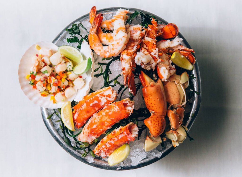5 Popular Steakhouses Serving Award-Winning Seafood Platters 5 Popular Steakhouses Serving Award-Winning Seafood Platters