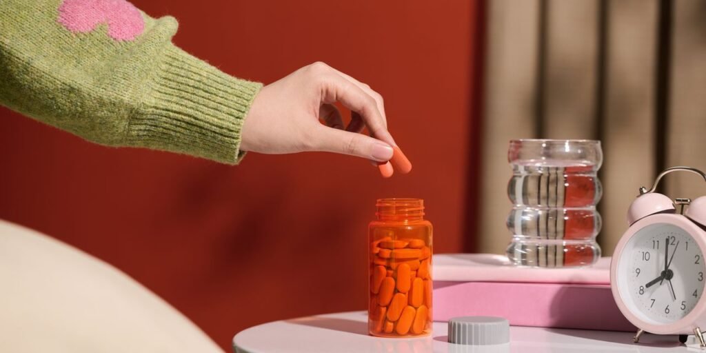 Why Are People Taking CoQ10 Supplements for Longevity, and Do They Work? Why Are People Taking CoQ10 Supplements for Longevity, and Do They Work?