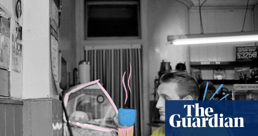Kindness of strangers: I was sobbing with pain when a cashier gave me hot chocolate | Australian lifestyle