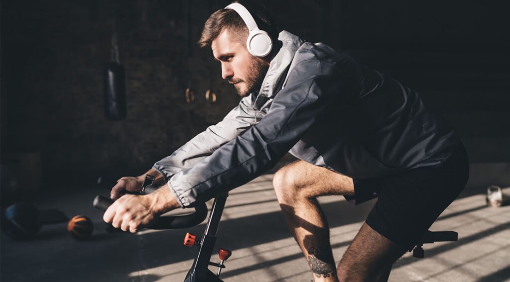Study Finds Your Favorite Workout Music Can Boost Endurance by 20%